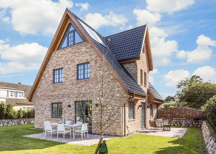 Semesterbostad Haus Nuudt